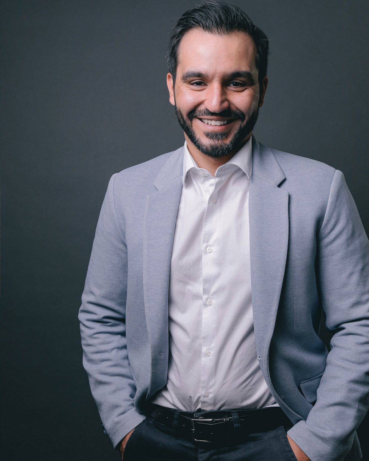 Dr. Igor Cardillo